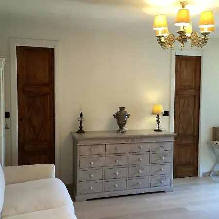 Ferienwohnung Fur 4 Personen Ca 30 M In Limone Piemonte, Piemont Provinz Cuneo アパート
