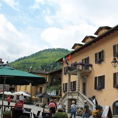 Ferienwohnung Fur 4 Personen Ca 30 M In Limone Piemonte, Piemont Provinz Cuneo アパート リモーネ・ピエモンテ